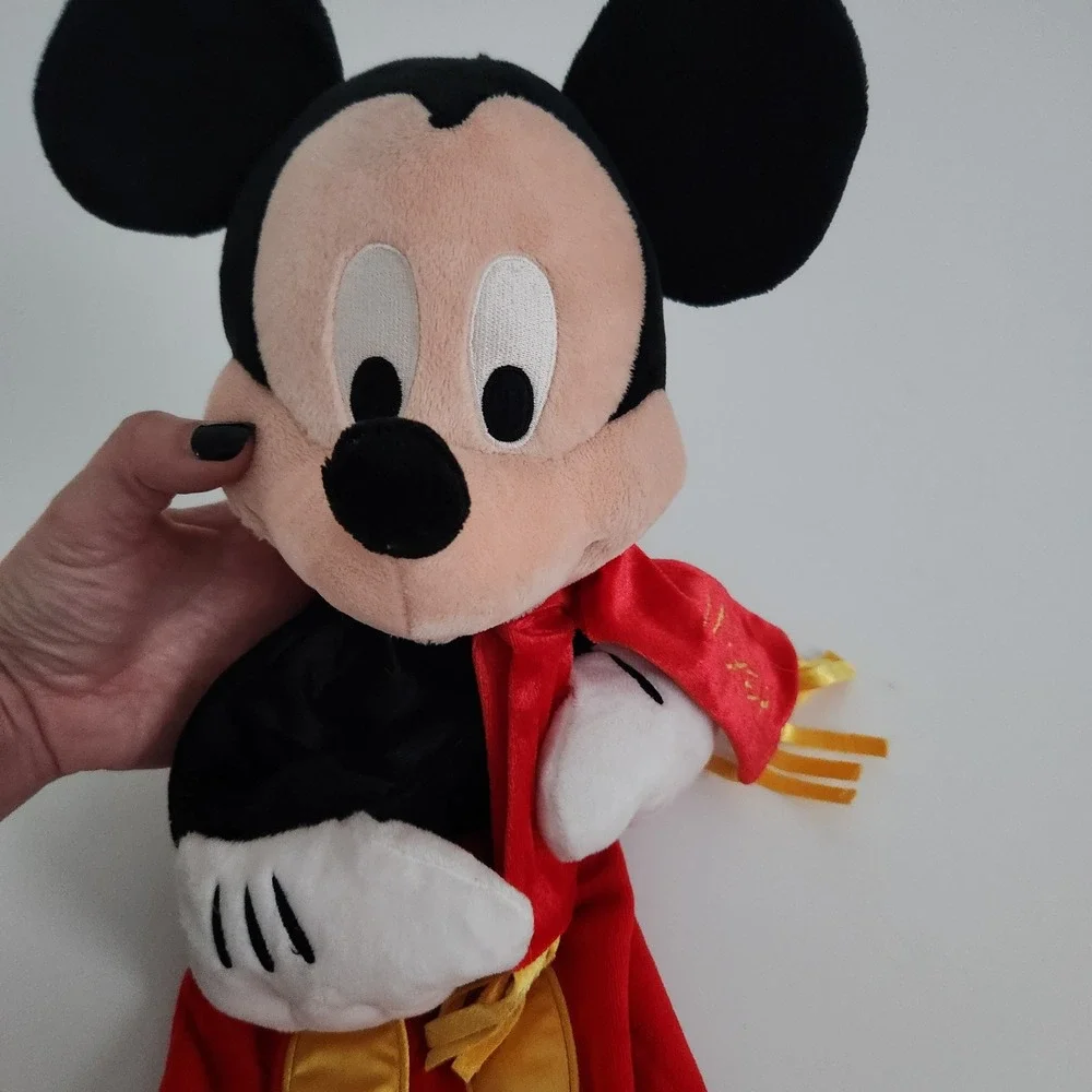 Disney Parks Authentic Mickey Mouse Christmas Stocking Plush Head Scarf 20